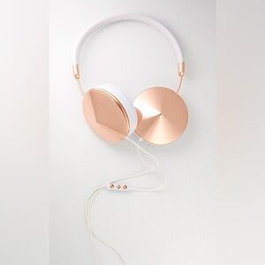 Frends Layla Rose Gold Headphones Over Ear